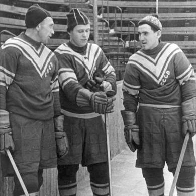 History of Hockey Jerseys from 1899 - Antique Ice Hockey Jerseys